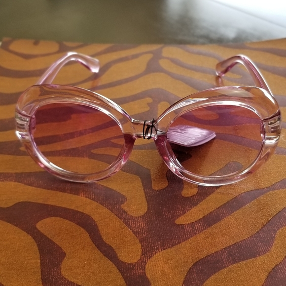 Transparent Color Sunglasses - Picture 7 of 8